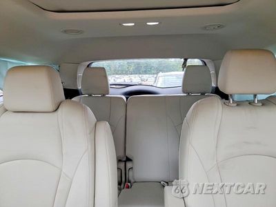 Zdjęcie 10 z 13 samochodu: 2023 BUICK ENCLAVE PREMIUM VIN:5GAEVBKW1PJ177120 - miniatura
