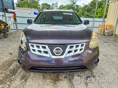Piąte zdjęcie samochodu w środku: 2014 NISSAN ROGUE SELECT S VIN:JN8AS5MT7EW624001 - miniatura
