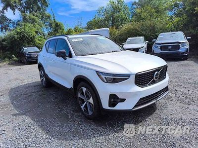 Trzecie zdjęcie samochodu z tyłu: 2026 VOLVO XC40 PLUS VIN:YV4L12UC2T2792779 - miniatura