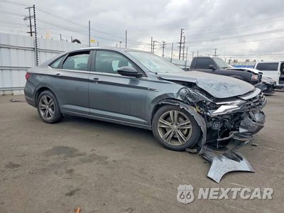 Czwarte zdjęcie samochodu z boku: 2019 VOLKSWAGEN JETTA S VIN:3VWC57BU5KM076365 - miniatura