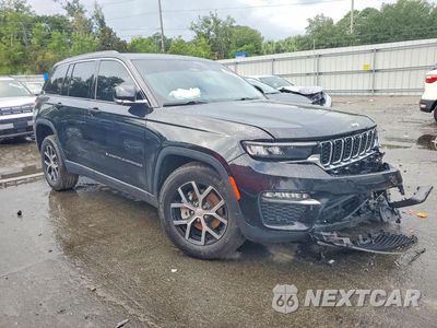 Czwarte zdjęcie samochodu z boku: 2023 JEEP GRAND CHEROKEE LIMITED VIN:1C4RJHBG8PC555056 - miniatura