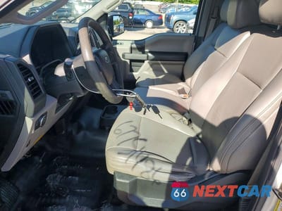 Zdjęcie 7 z 12 samochodu: 2017 FORD F150 VIN:1FTMF1C86HKC77260 - miniatura
