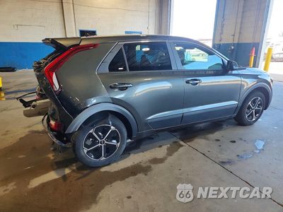 Trzecie zdjęcie samochodu z tyłu: 2026 KIA NIRO LX VIN:KNDCP3LE0T5336742 - miniatura