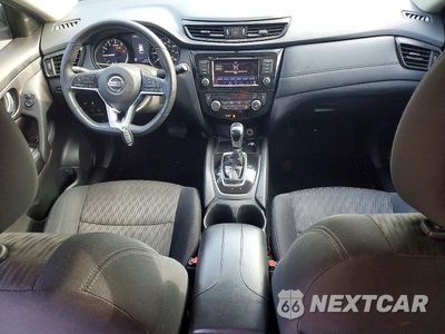 Zdjęcie 8 z 12 samochodu: 2018 NISSAN ROGUE SV VIN:5N1AT2MV4JC828464 - miniatura