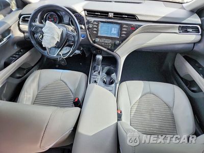 Zdjęcie 8 z 12 samochodu: 2018 TOYOTA CAMRY HYBRID SE VIN:4T1B21HK7JU007984 - miniatura