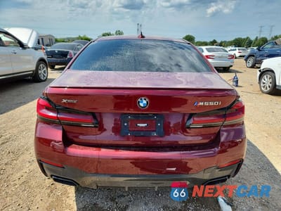 Zdjęcie 6 z 12 samochodu: 2022 BMW M550XI VIN:WBA13BK0XNCH85198 - miniatura