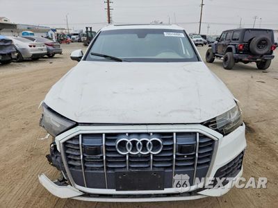 Piąte zdjęcie samochodu w środku: 2023 AUDI Q7 PREMIUM PLUS VIN:WA1LCBF76PD006421 - miniatura