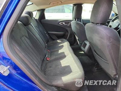 Zdjęcie 10 z 12 samochodu: 2015 CHRYSLER 200 LIMITED VIN:1C3CCCAB8FN618303 - miniatura