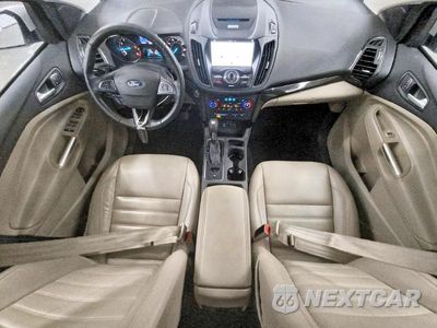 Zdjęcie 8 z 13 samochodu: 2017 FORD ESCAPE TITANIUM VIN:1FMCU9J90HUE72590 - miniatura