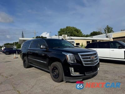 2018 CADILLAC ESCALADE ESV PLATINUM 1GYS4KKJ2JR219791 - główne zdjęcie licytacji z USA - miniatura