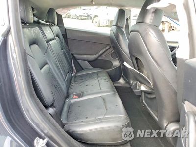 Zdjęcie 10 z 13 samochodu: 2024 TESLA MODEL Y VIN:7SAYGDEE5RA242520 - miniatura