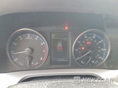 Zdjęcie 9 z 13 samochodu: 2018 TOYOTA RAV4 LE VIN:JTMZFREV4JJ725014 - miniatura