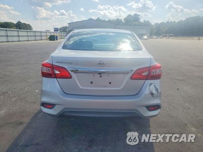 Zdjęcie 6 z 12 samochodu: 2017 NISSAN SENTRA S VIN:3N1AB7AP6HY407313 - miniatura