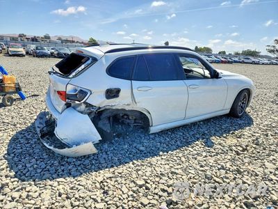Trzecie zdjęcie samochodu z tyłu: 2015 BMW X1 XDRIVE35I VIN:WBAVM5C57FVV93637 - miniatura