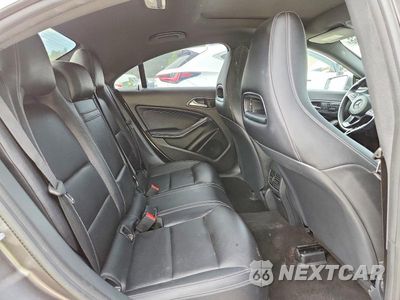 Zdjęcie 10 z 13 samochodu: 2016 MERCEDES-BENZ CLA 250 4MATIC VIN:WDDSJ4GBXGN392119 - miniatura