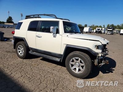 Czwarte zdjęcie samochodu z boku: 2014 TOYOTA FJ CRUISER BASE VIN:JTEBU4BF6EK185815 - miniatura