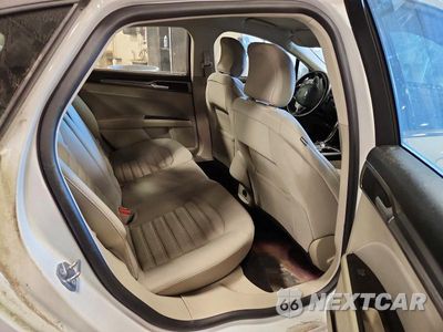 Zdjęcie 10 z 12 samochodu: 2018 FORD FUSION SE VIN:3FA6P0H75JR212696 - miniatura