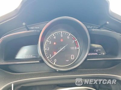 Zdjęcie 9 z 13 samochodu: 2017 MAZDA 3 GRAND TOURING VIN:3MZBN1M38HM149105 - miniatura