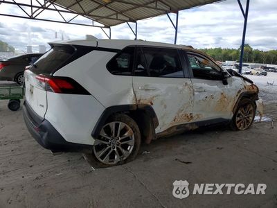 Trzecie zdjęcie samochodu z tyłu: 2020 TOYOTA RAV4 XLE PREMIUM VIN:JTMC1RFV1LD518780 - miniatura