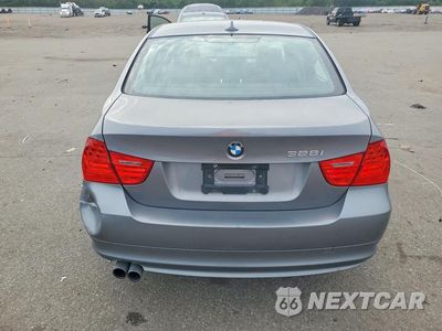 Zdjęcie 6 z 12 samochodu: 2011 BMW 328 I SULEV VIN:WBAPH5C50BA442847 - miniatura