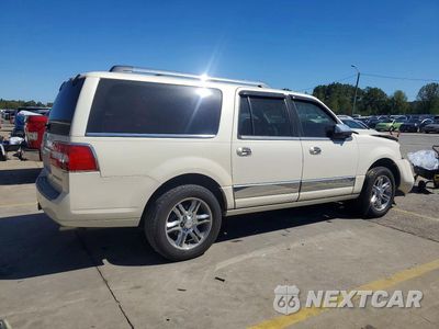 Trzecie zdjęcie samochodu z tyłu: 2008 LINCOLN NAVIGATOR L VIN:5LMFL28548LJ14308 - miniatura