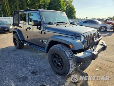 Czwarte zdjęcie samochodu z boku: 2017 JEEP WRANGLER UNLIMITED SPORT VIN:1C4BJWDG3HL560217 - miniatura