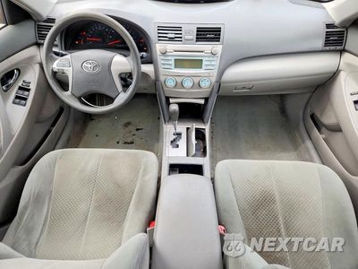 Zdjęcie 8 z 12 samochodu: 2008 TOYOTA CAMRY LE VIN:4T1BE46K08U211189 - miniatura