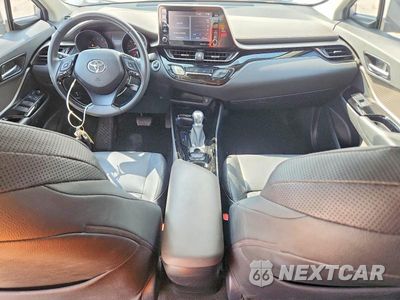 Zdjęcie 8 z 13 samochodu: 2020 TOYOTA C-HR LIMITED VIN:NMTKHMBX0LR117046 - miniatura