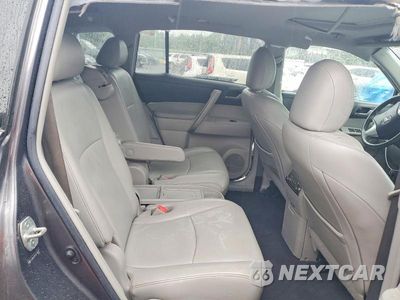 Zdjęcie 11 z 13 samochodu: 2012 TOYOTA HIGHLANDER SE VIN:5TDBK3EH7CS168027 - miniatura