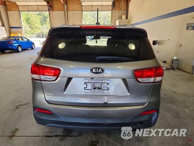 Zdjęcie 6 z 13 samochodu: 2016 KIA SORENTO LX V6 VIN:5XYPGDA59GG180062 - miniatura