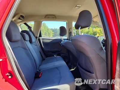 Zdjęcie 10 z 12 samochodu: 2012 HONDA FIT VIN:JHMGE8H30CS004070 - miniatura