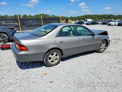 Trzecie zdjęcie samochodu z tyłu: 1998 LEXUS ES 300 VIN:JT8BF28G2W0133502 - miniatura