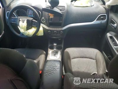 Zdjęcie 8 z 13 samochodu: 2020 DODGE JOURNEY SE VIN:3C4PDCAB3LT262381 - miniatura
