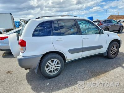 Trzecie zdjęcie samochodu z tyłu: 2001 TOYOTA RAV4 BASE VIN:JTEGH20V910019819 - miniatura