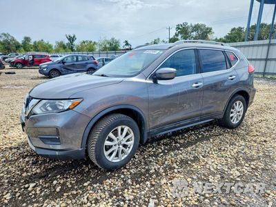 2017 NISSAN ROGUE SV 5N1AT2MV2HC811639 - główne zdjęcie licytacji z USA - miniatura