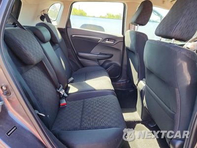 Zdjęcie 10 z 13 samochodu: 2015 HONDA FIT LX VIN:3HGGK5H5XFM767254 - miniatura