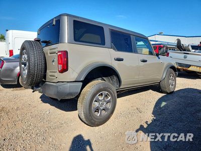 Trzecie zdjęcie samochodu z tyłu: 2026 FORD BRONCO BIG BEND VIN:1FMDE7BH8TLA51954 - miniatura