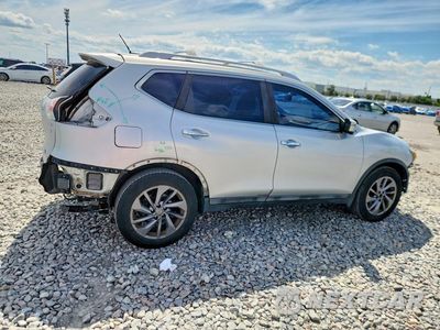 Trzecie zdjęcie samochodu z tyłu: 2016 NISSAN ROGUE SL VIN:5N1AT2MT5GC777192 - miniatura