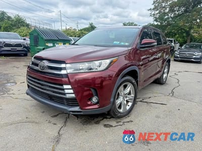 2019 TOYOTA HIGHLANDER LIMITED 5TDDZRFH6KS926332 - główne zdjęcie licytacji z USA - miniatura
