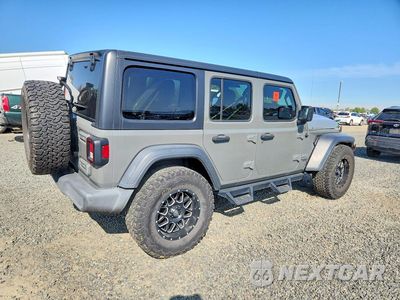 Trzecie zdjęcie samochodu z tyłu: 2019 JEEP WRANGLER UNLIMITED SPORT VIN:1C4HJXDG2KW510740 - miniatura