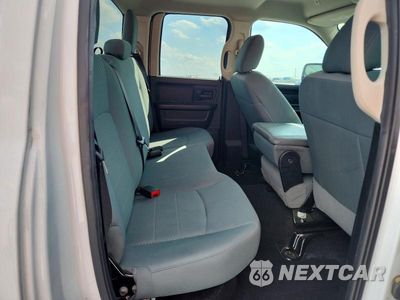 Zdjęcie 10 z 13 samochodu: 2018 RAM 1500 ST VIN:1C6RR6FG9JS201882 - miniatura