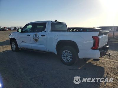 Drugie zdjęcie samochodu z przodu: 2026 TOYOTA TUNDRA CREWMAX SR5 VIN:5TFLA5BC0TX003958 - miniatura