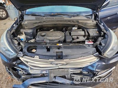 Zdjęcie 12 z 13 samochodu: 2018 HYUNDAI SANTA FE VIN:5XYZU3LB0JG523041 - miniatura