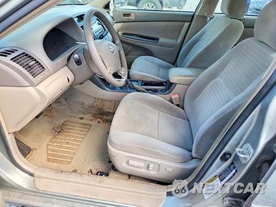 Zdjęcie 7 z 12 samochodu: 2005 TOYOTA CAMRY LE VIN:4T1BE32K55U555161 - miniatura