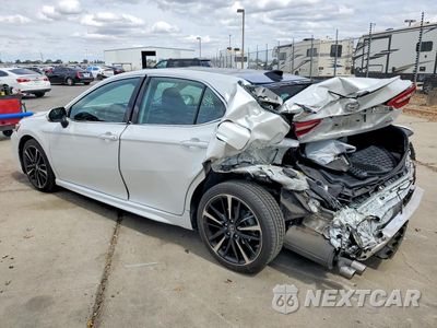 Drugie zdjęcie samochodu z przodu: 2019 TOYOTA CAMRY XSE VIN:4T1B61HK0KU726080 - miniatura