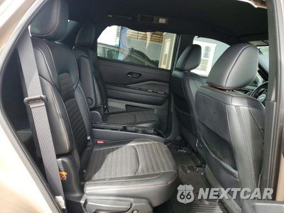 Zdjęcie 11 z 13 samochodu: 2023 NISSAN PATHFINDER ROCK CREEK VIN:5N1DR3BD6PC247648 - miniatura