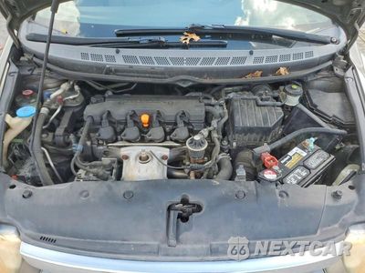 Zdjęcie 11 z 12 samochodu: 2006 HONDA CIVIC LX VIN:1HGFA16596L138614 - miniatura
