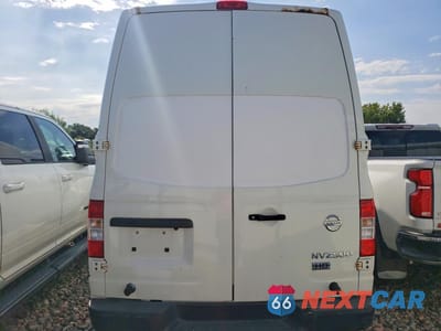 Zdjęcie 6 z 12 samochodu: 2016 NISSAN NV2500 DELIVERY VAN VIN:1N6BF0LY2GN813083 - miniatura
