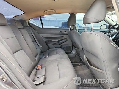 Zdjęcie 10 z 12 samochodu: 2021 NISSAN ALTIMA SV VIN:1N4BL4DV9MN361898 - miniatura