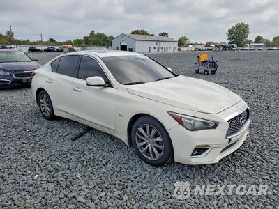 Czwarte zdjęcie samochodu z boku: 2019 INFINITI Q50 3.0T LUXE VIN:JN1EV7AR0KM554876 - miniatura